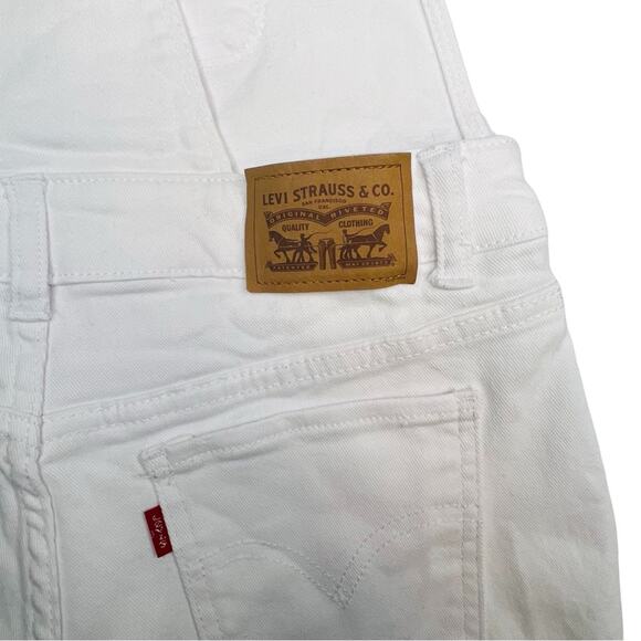 Levi's Girls Denim Shortalls White Size 12 Cutoffs Frayed Hem Adjustable Straps - Picture 7 of 12